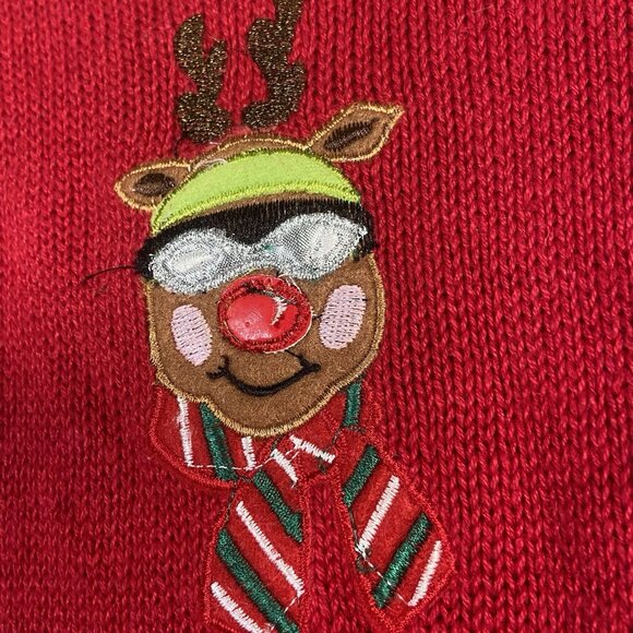 White Stag Winter Reindeer Holiday Christmas 16W Red Embroidered Sweater Vest - Picture 7 of 12